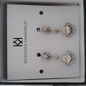 Beautiful earrings,  new in their box